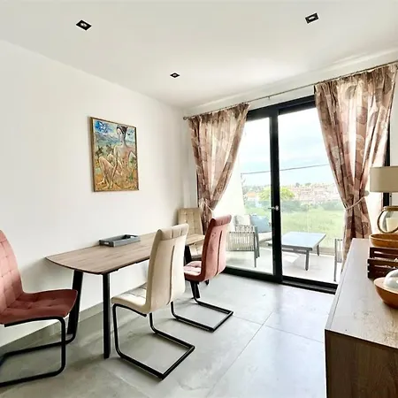 Angela Luxury Kallithea 3 Bedrooms 5 Guests Apartamento *