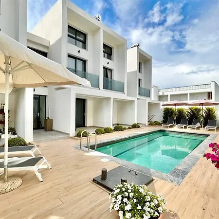 Angela Luxury Kallithea 3 Bedrooms 5 Guests Apartamento *